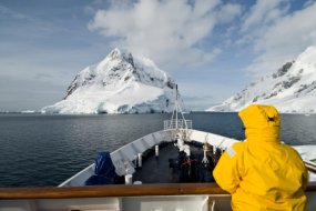 antarctica cruise photo