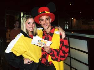 Disney cruise ship entertainer jobs